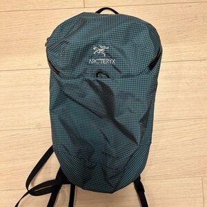Arc’teryx Konseal 15 Backpack Teal Color